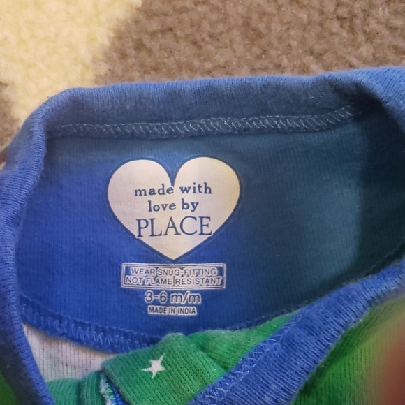 The Children's Place pajamas size 3-6m - Picture 2 of 2